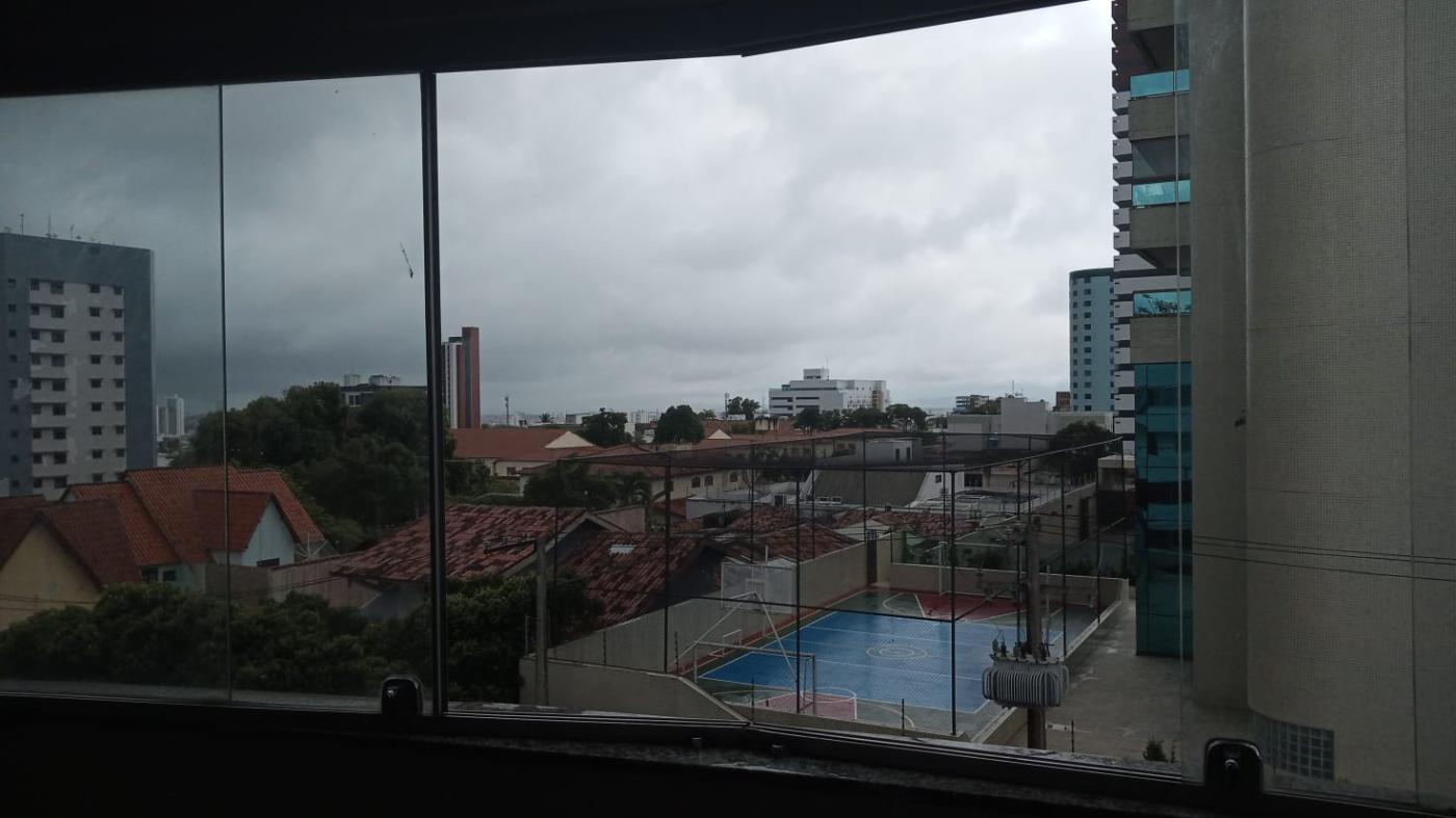 Apartamento à venda com 3 quartos, 109m² - Foto 2