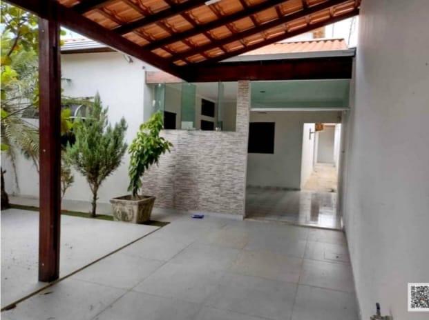 Casa à venda com 3 quartos, 150m² - Foto 1