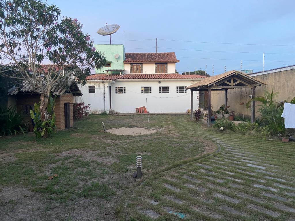 Casa à venda com 4 quartos, 335m² - Foto 25