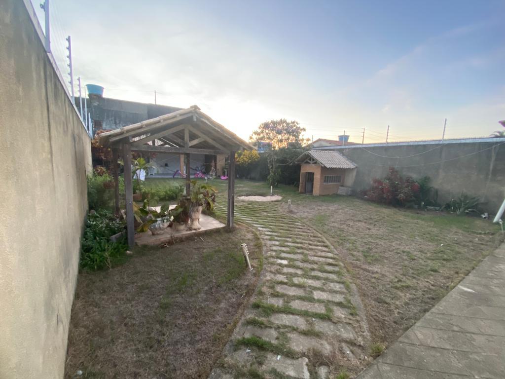 Casa à venda com 4 quartos, 335m² - Foto 28