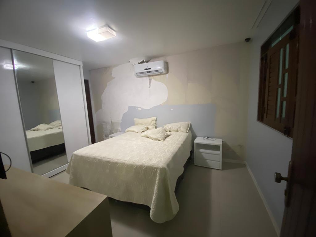Casa à venda com 4 quartos, 335m² - Foto 10