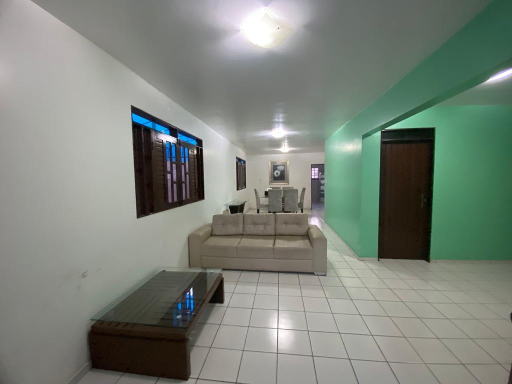 Casa à venda com 4 quartos, 335m² - Foto 6
