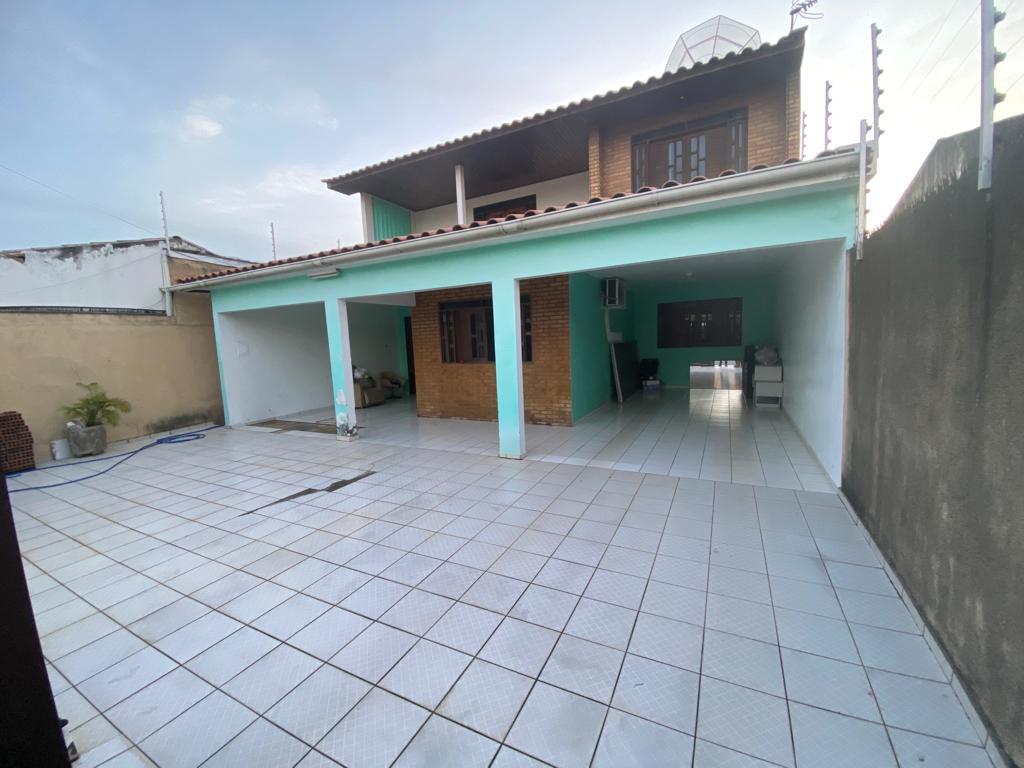 Casa à venda com 4 quartos, 335m² - Foto 3