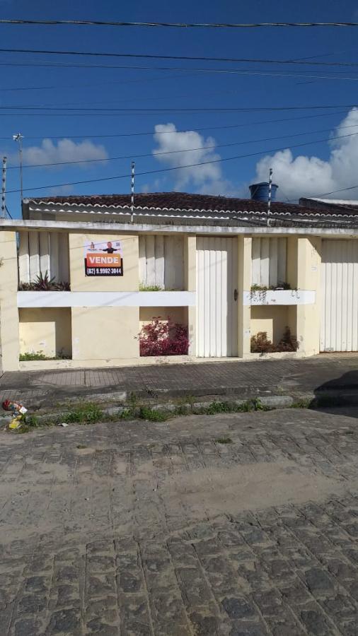 Casa, 3 quartos, 216 m² - Foto 1