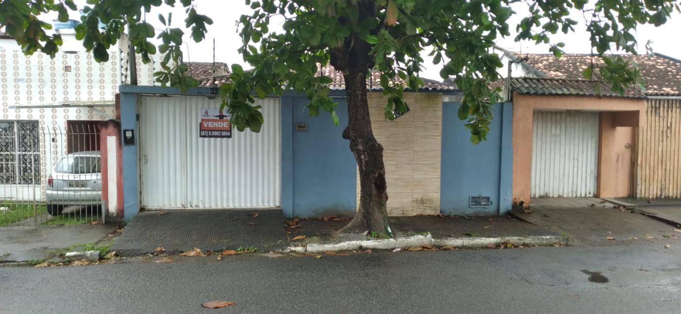 Casa à venda com 3 quartos - Foto 1