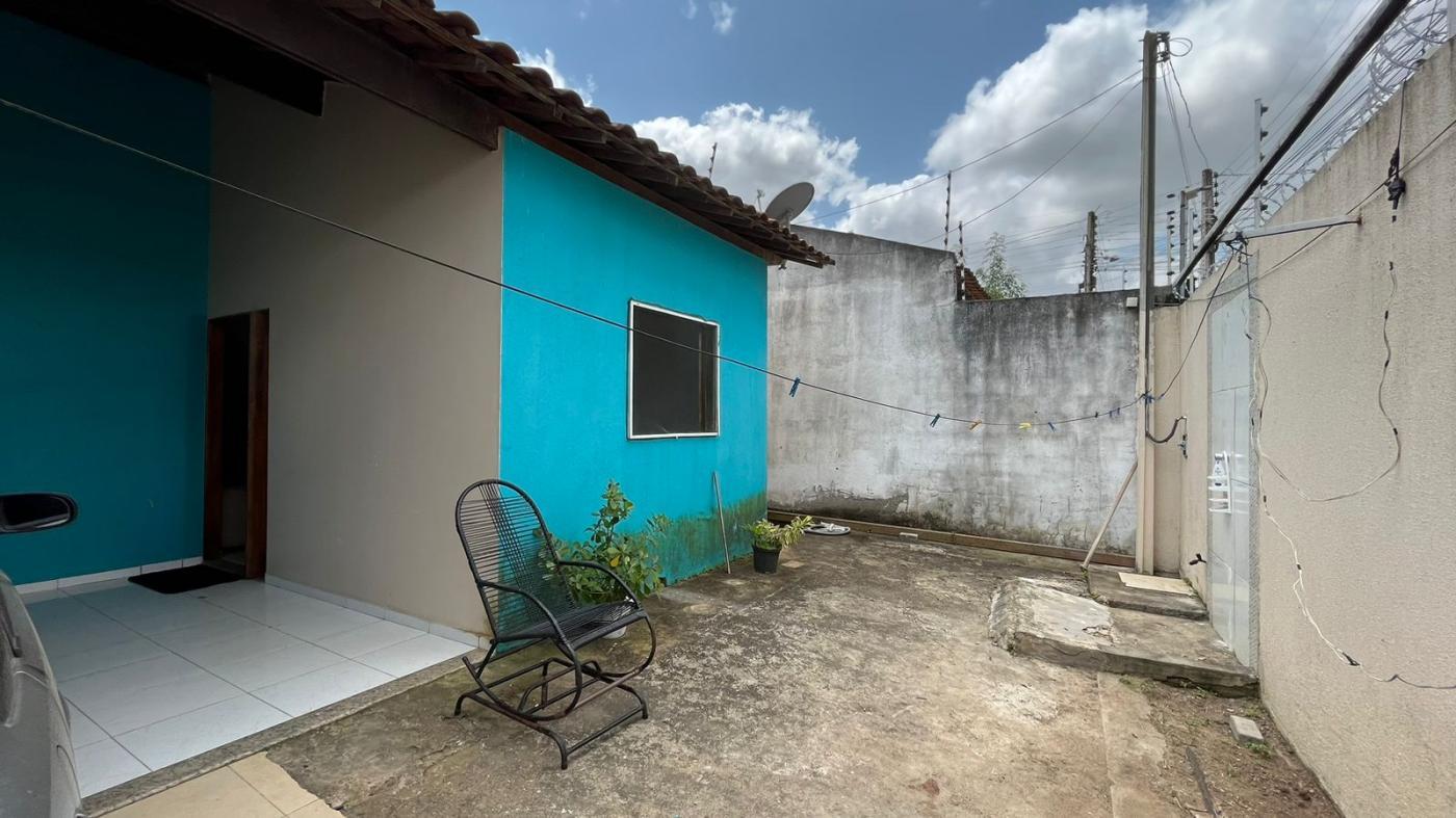 Casa à venda com 3 quartos, 162m² - Foto 3