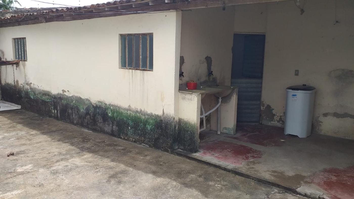 Casa à venda com 4 quartos, 130m² - Foto 11