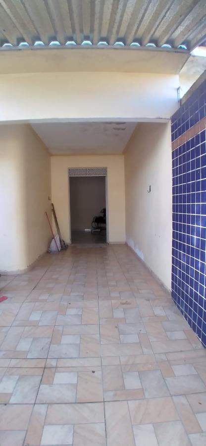 Casa à venda com 3 quartos, 175m² - Foto 2