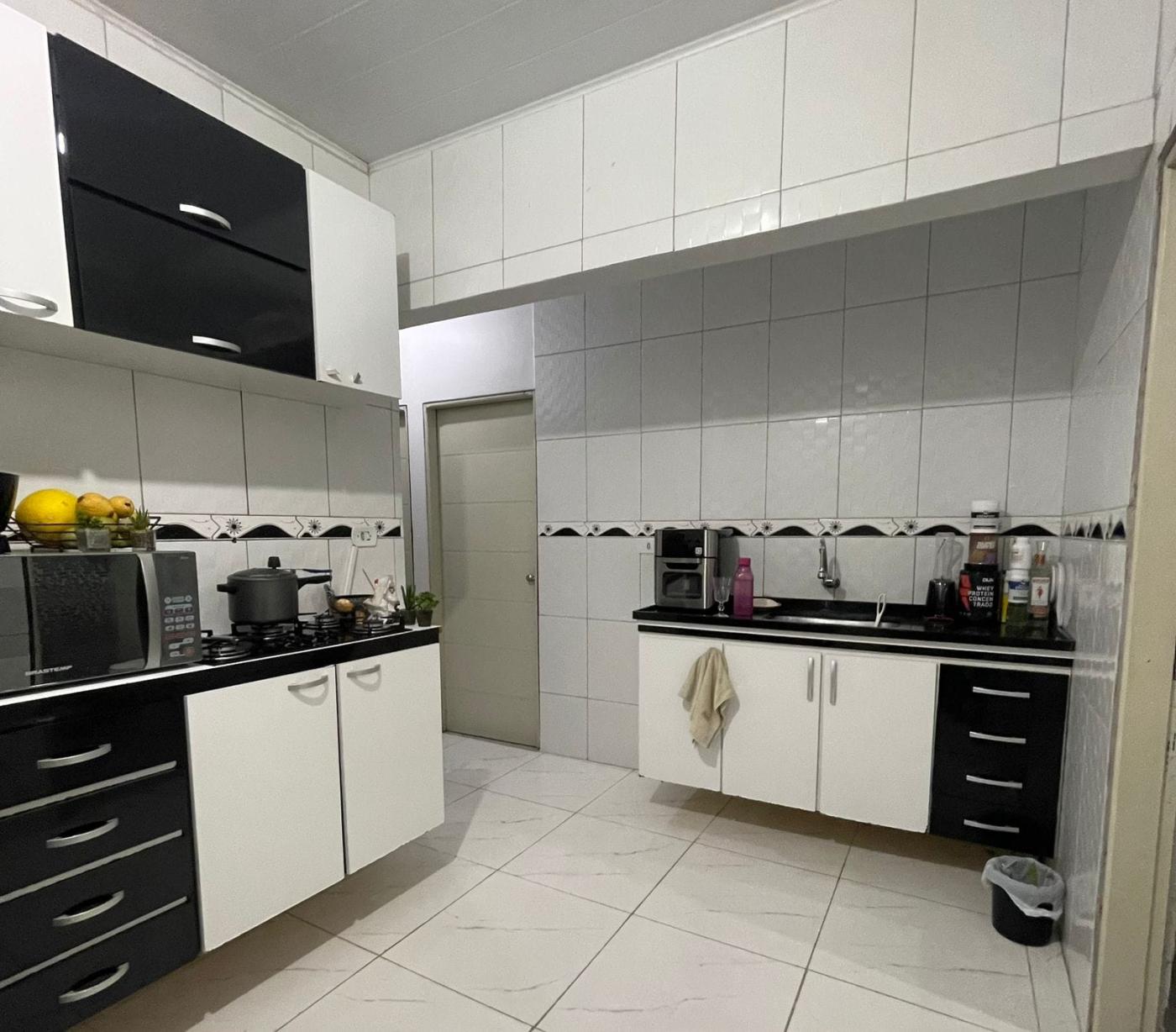 Casa à venda com 6 quartos, 122m² - Foto 7