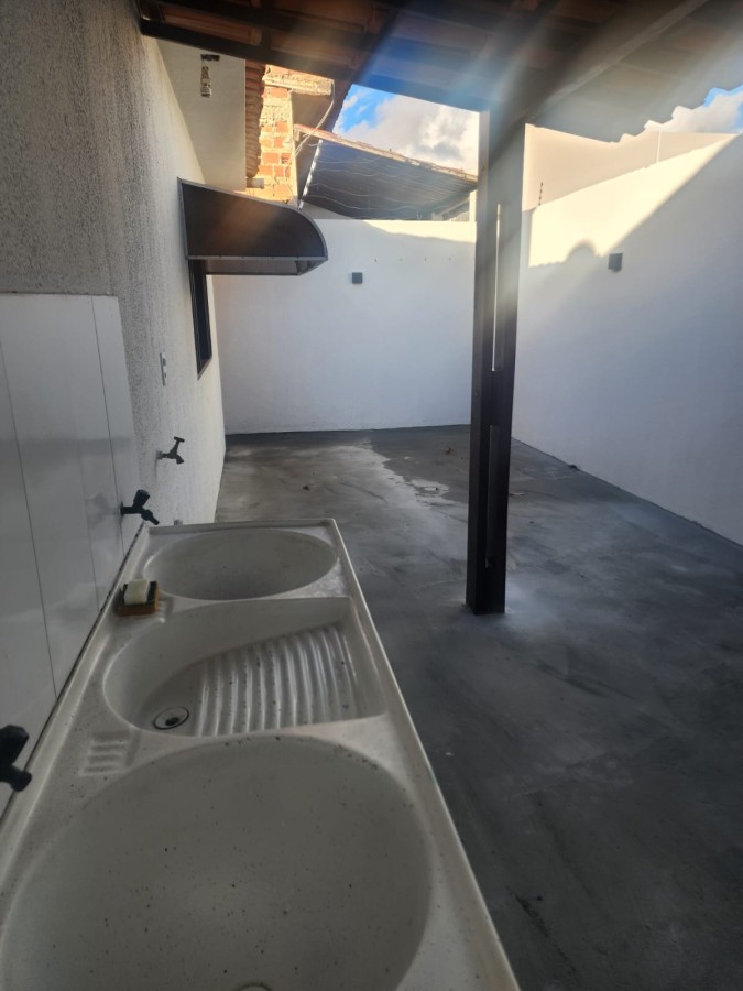 Casa à venda com 3 quartos, 133m² - Foto 12