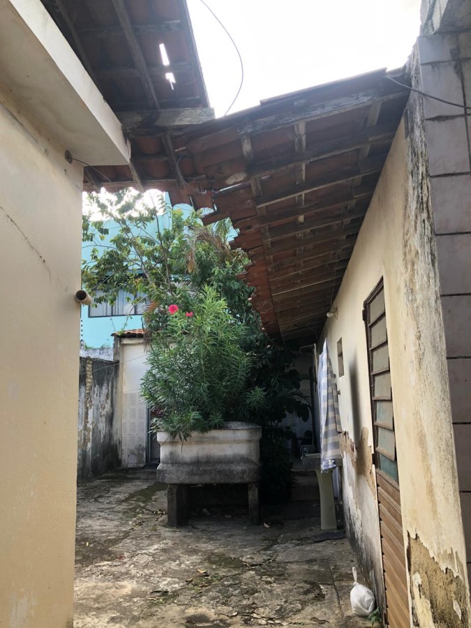 Casa à venda com 4 quartos, 306m² - Foto 9