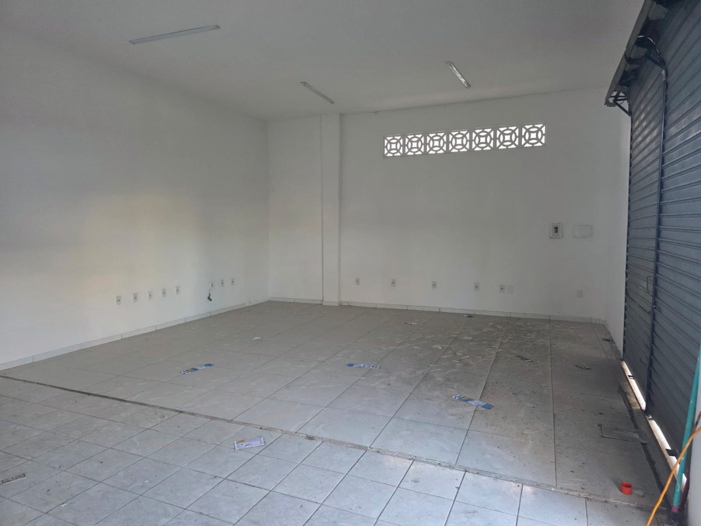 Loja-Salão, 130 m² - Foto 2